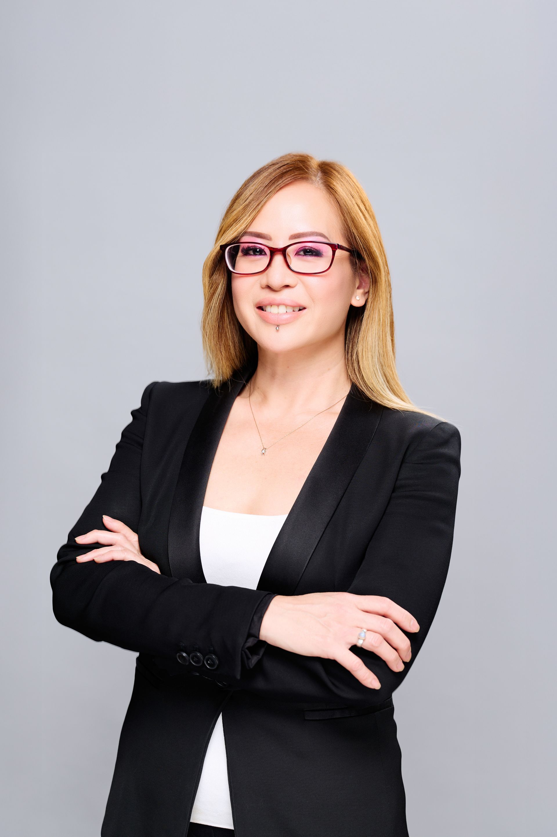 Professional Headshot Sydney Female Finance03